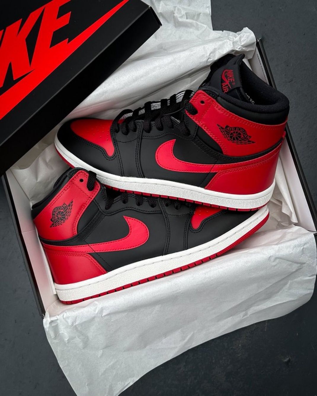 Air Jordan 1 Mid "Bred" Red & Black Sneakers